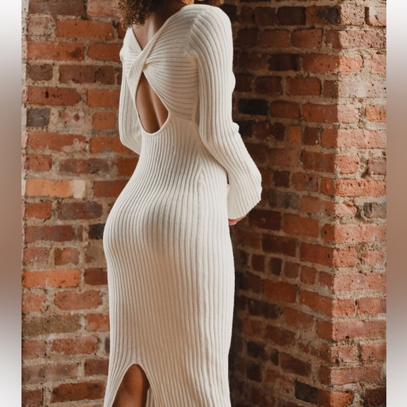 Gwyneth White Sweater Midi Dress - Picture 4 of 7